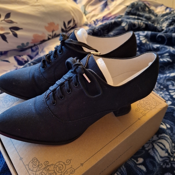 American Duchess, Black Kedwardian Sporting Oxfords Women Shoes Size
